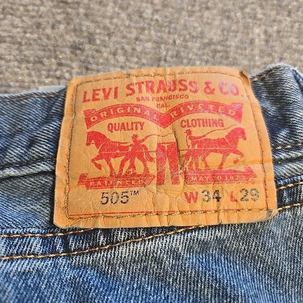Levi’s 505 Denim Jeans Mens 34x29 Blue Classic 5 Pocket Straight Leg Casual